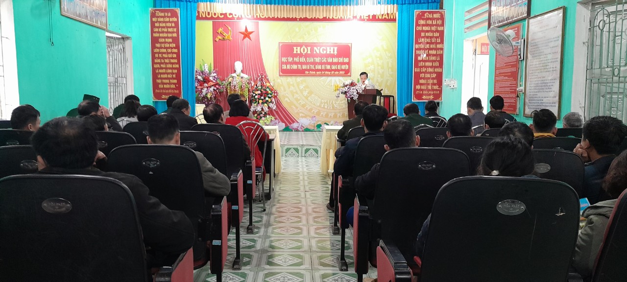 Đảng bộ xã Tân Thành tổ chức Hội nghị nghiên cứu, học tập, quán triệt và tuyên truyền các văn bản Nghị quyết của Trung ương, tỉnh và huyện.
