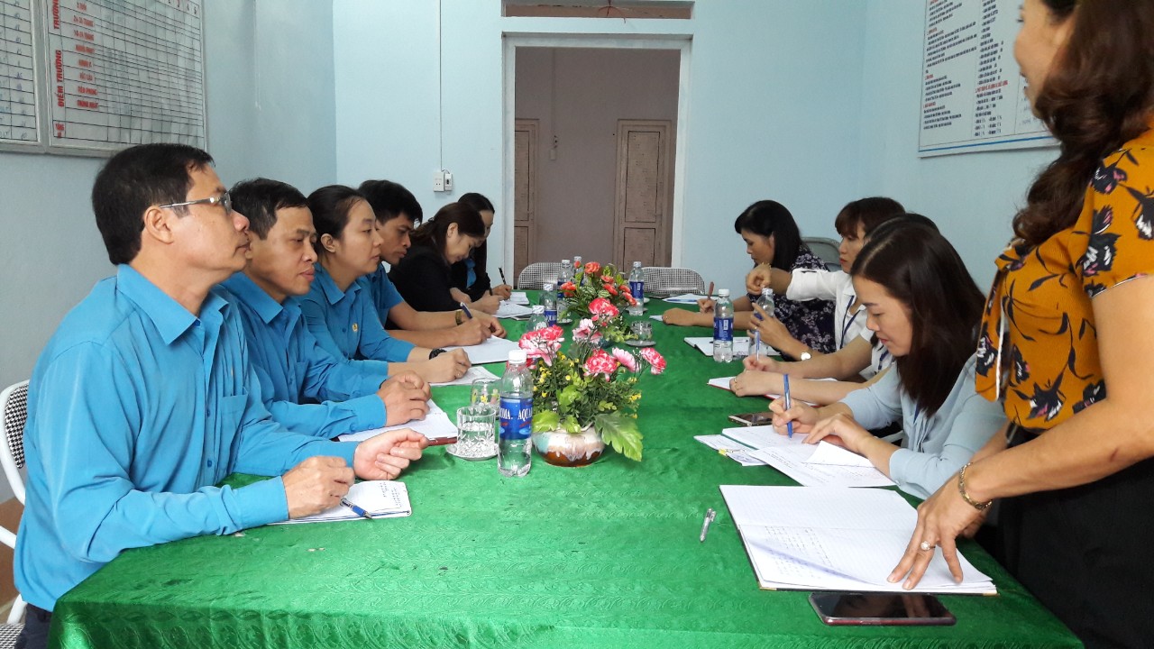 Tân  Thành: Tổ chức lớp bồi dưỡng kiến thức Quốc phòng và an ninh cho đối tượng 4 năm 2019