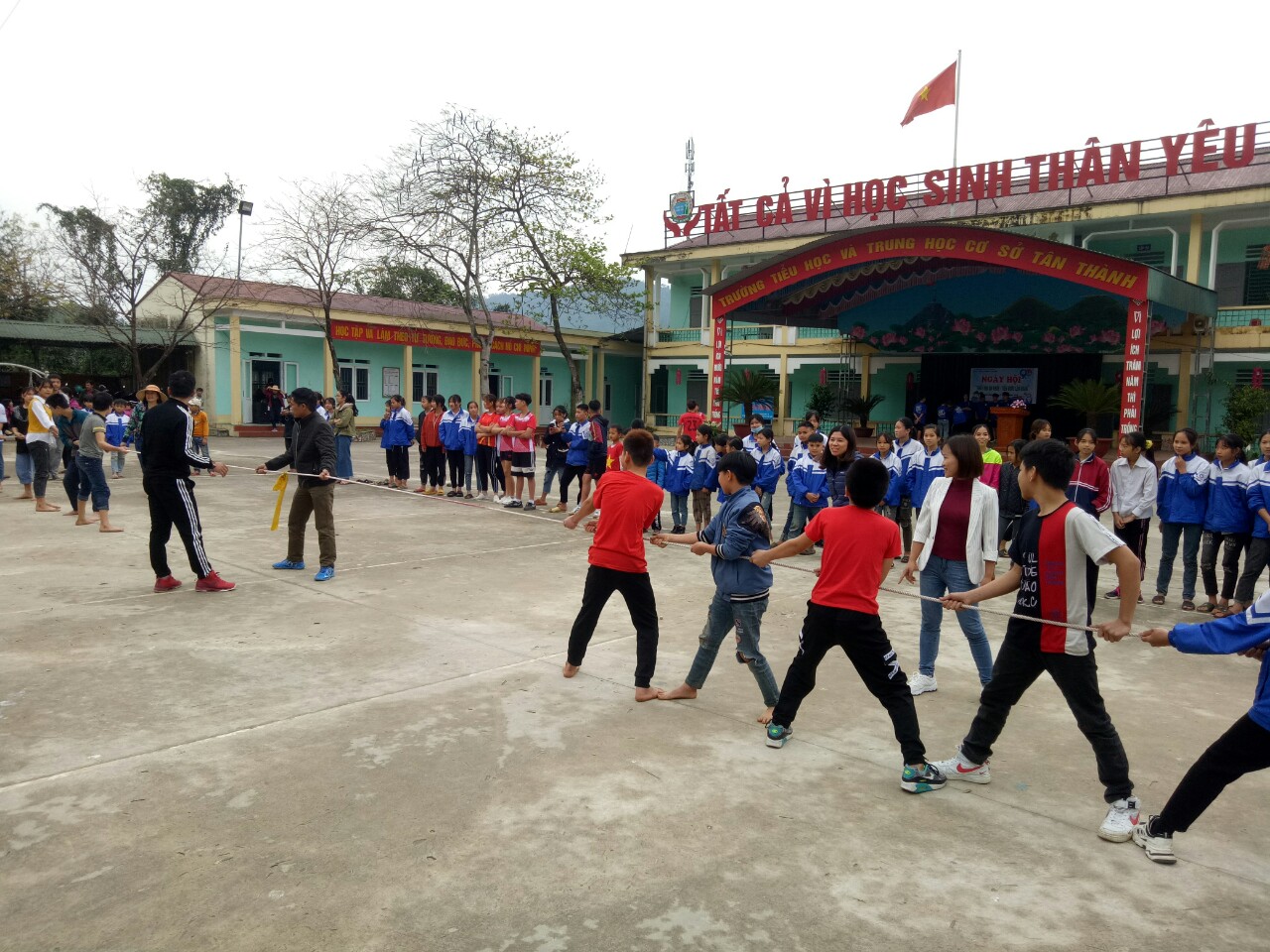 Ngày hội  “Thiếu nhi vui khỏe - Tiến bước lên đoàn” chào mừng 90 năm ngày thành lập Đoàn TNCS Hồ Chí Minh của Liên đội Trường TH&THCS Tân Thành
